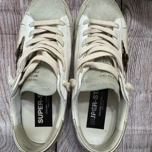 Golden Goose Superstar Sneakers in White and Beige - Picture 6 of 13